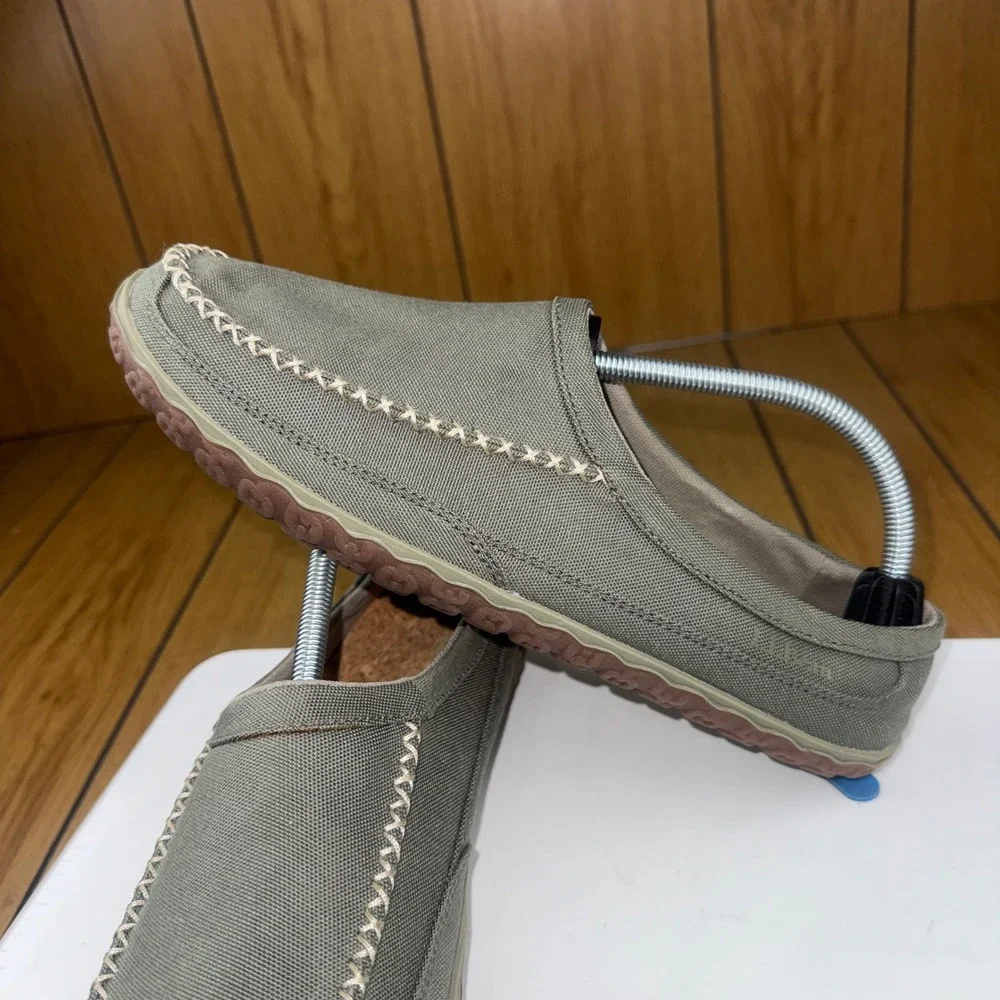 LL Bean Mens Comfort Canvas Slip On Shoes Olive Green Loafers 515978 Size 10 M